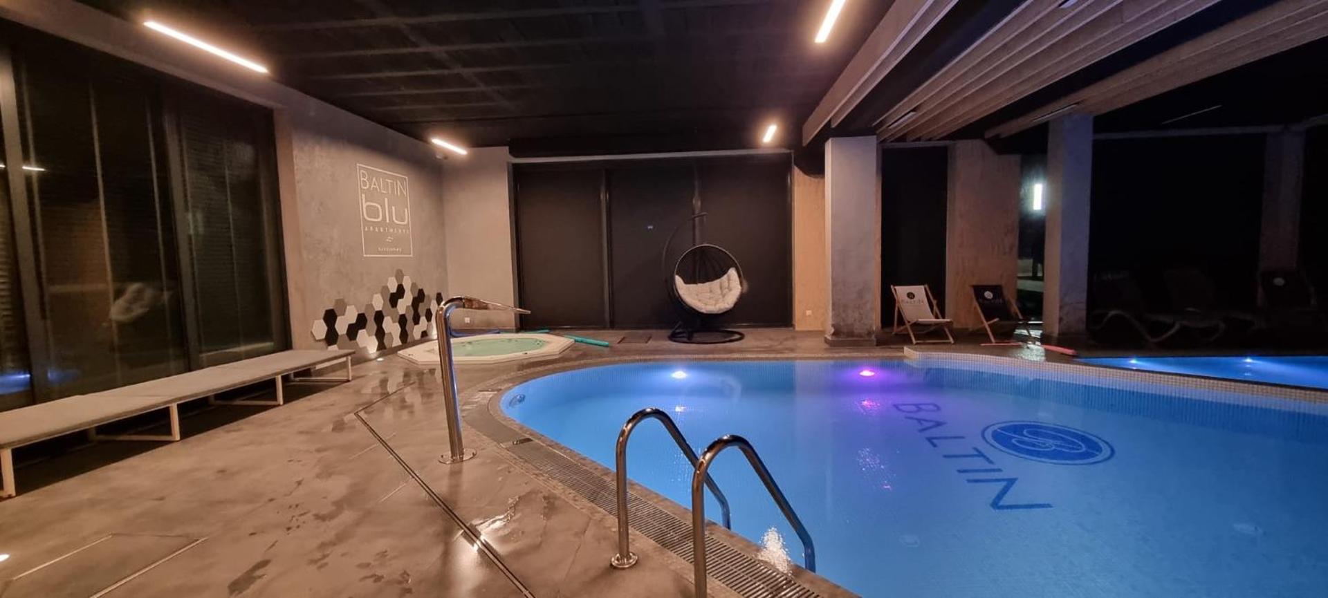 Apartament z basenem Sarbinowo