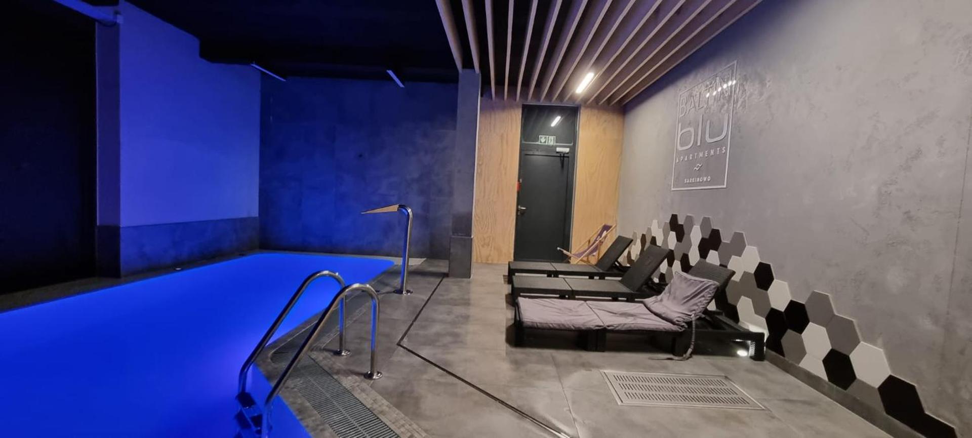 Apartament z basenem Sarbinowo