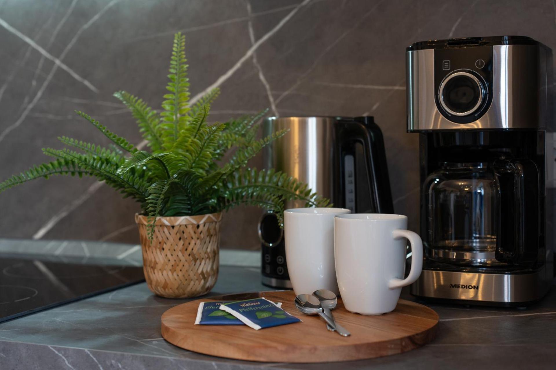 Coffee/tea facilities