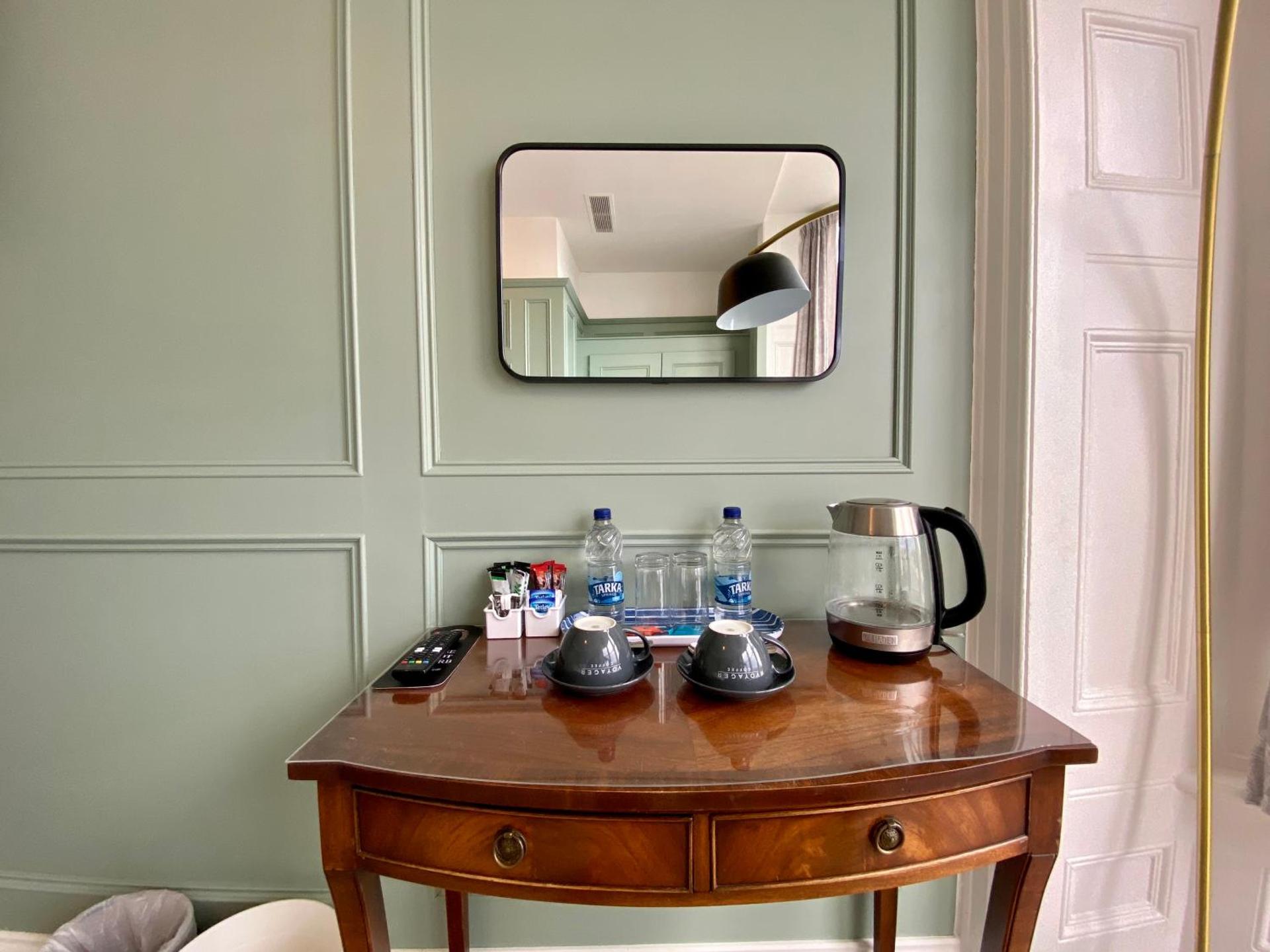 Coffee/tea facilities