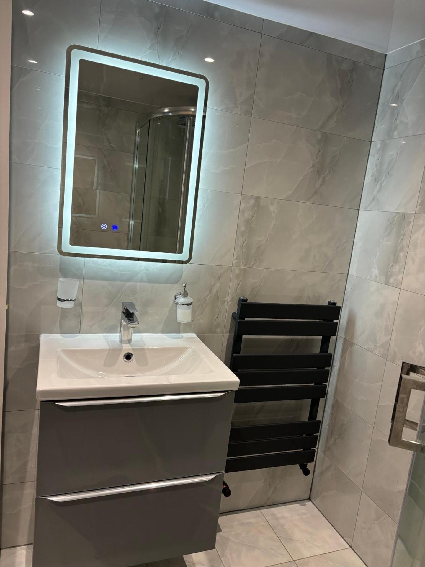 CozyNest 2BR Modern Property with Parking