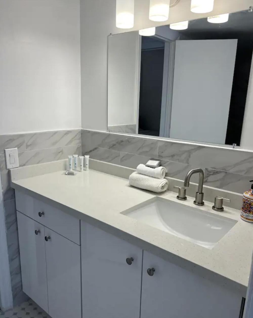 Designer River View Apartments