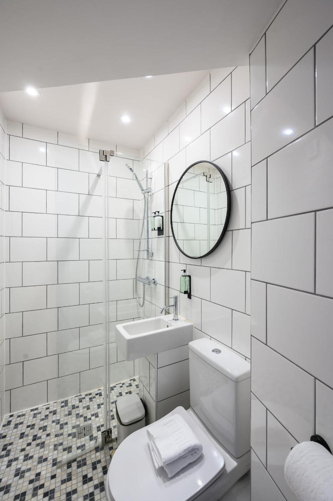 Queen Charlotte Guesthouse