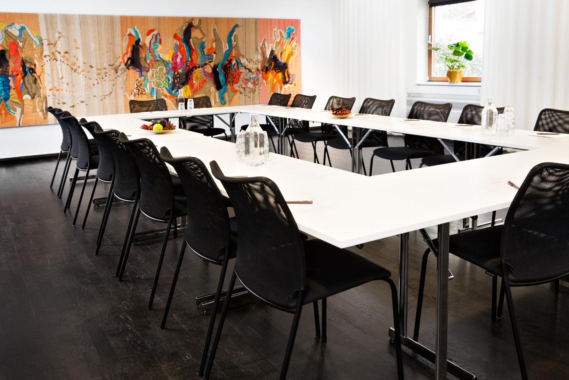 Meeting/conference room