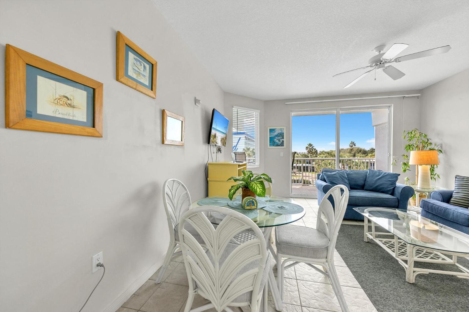 Destin West Gulfside 304 Two Bedroom with Bunks!!! Lazy River!!