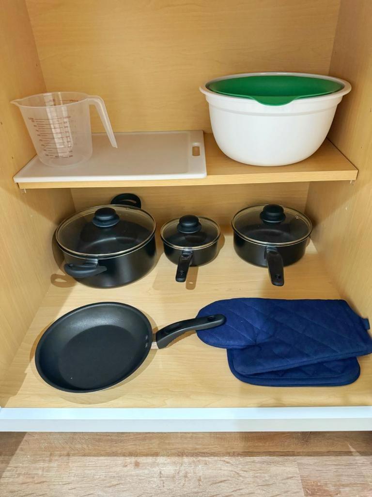 *NEW* Gorgeous Sunshine - 2BD/1BA - Private Fenced Backyard!