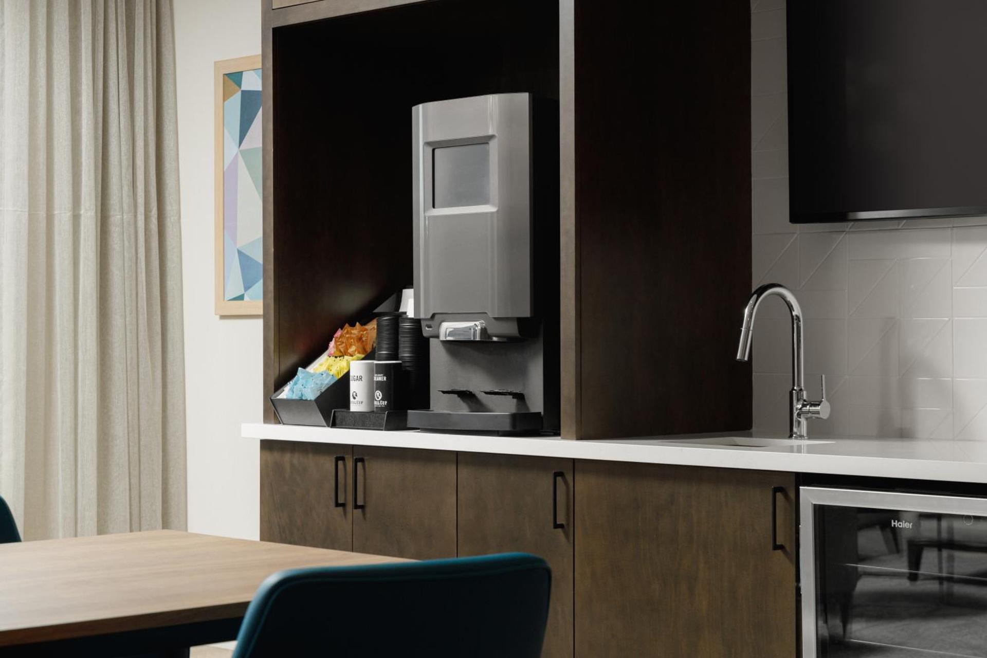 Coffee/tea facilities