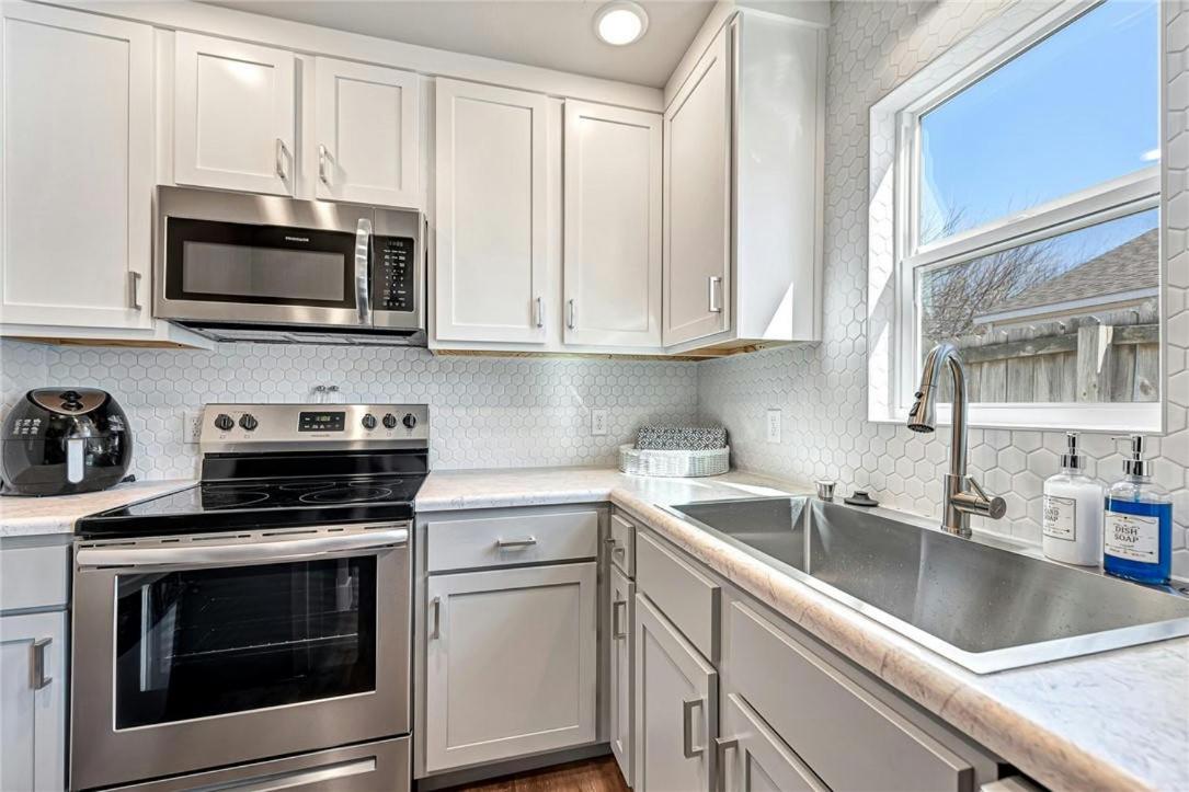 House of Charm! Bike Trails & New Walmart HQ