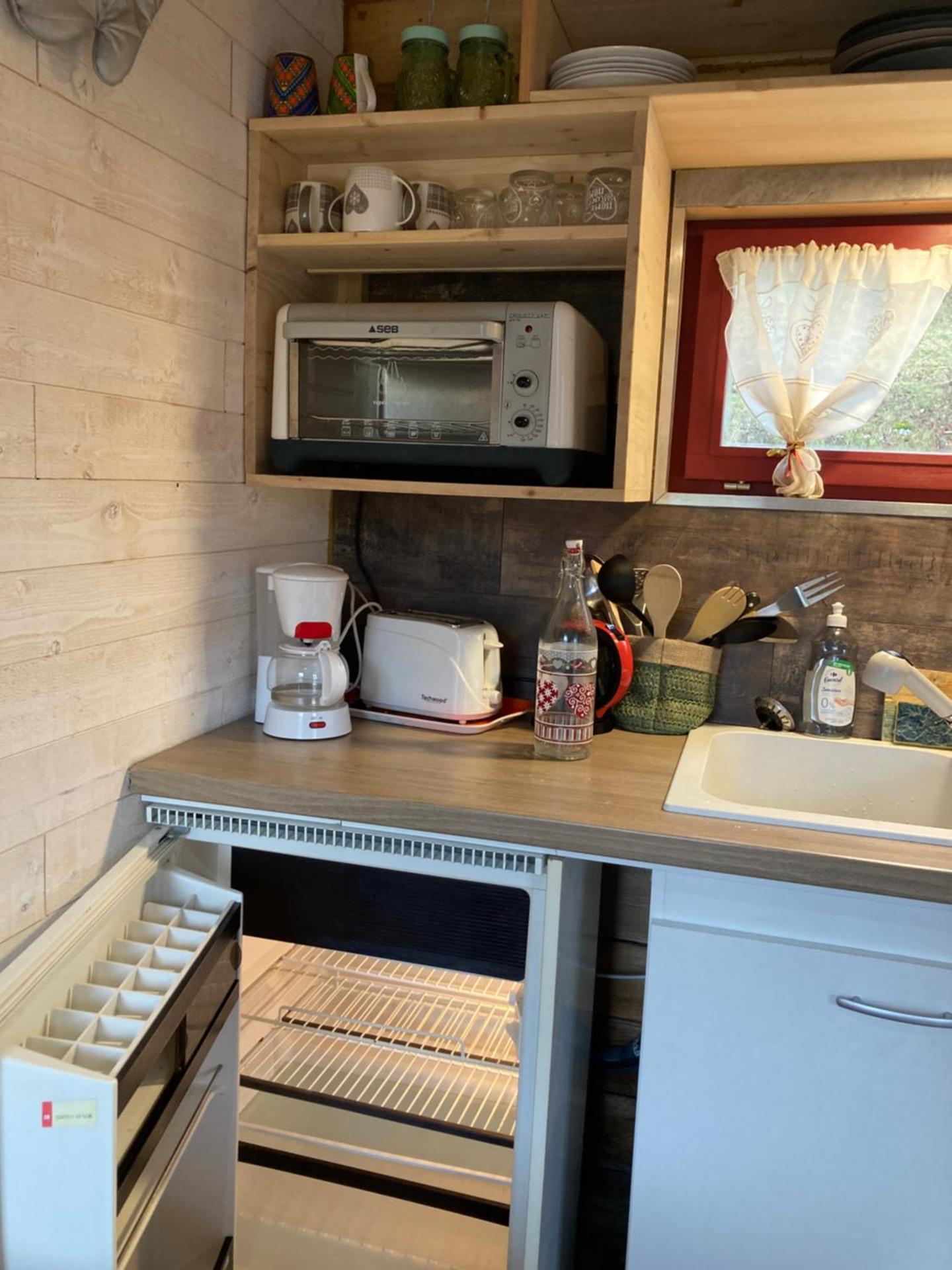 La p'tite maison bois du hérisson