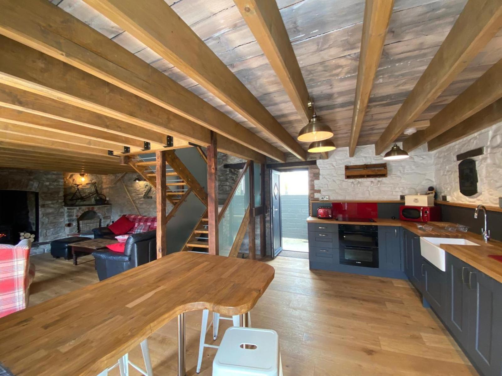 No 2 Dolheulog Aberaeron