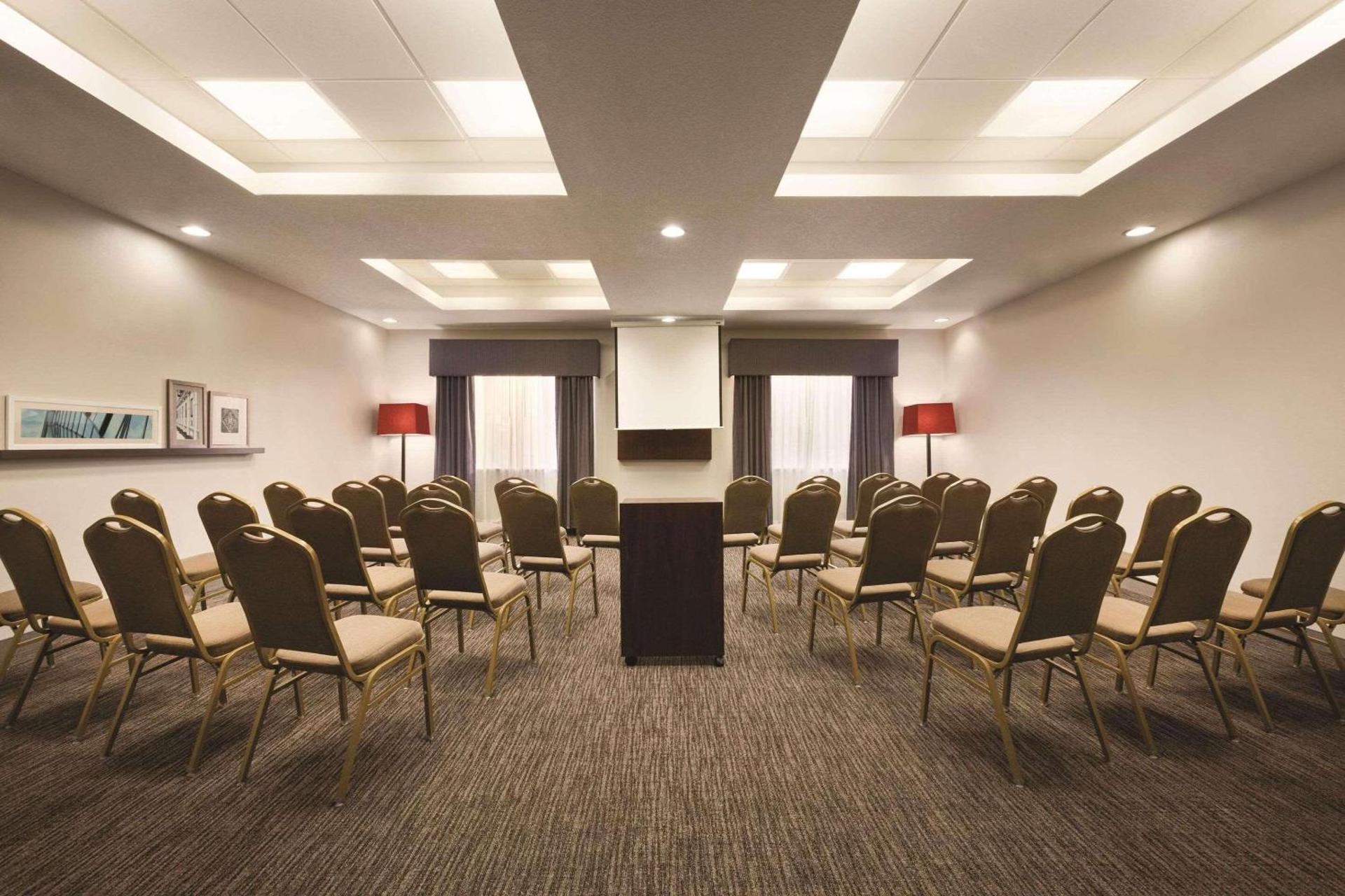 Meeting/conference room