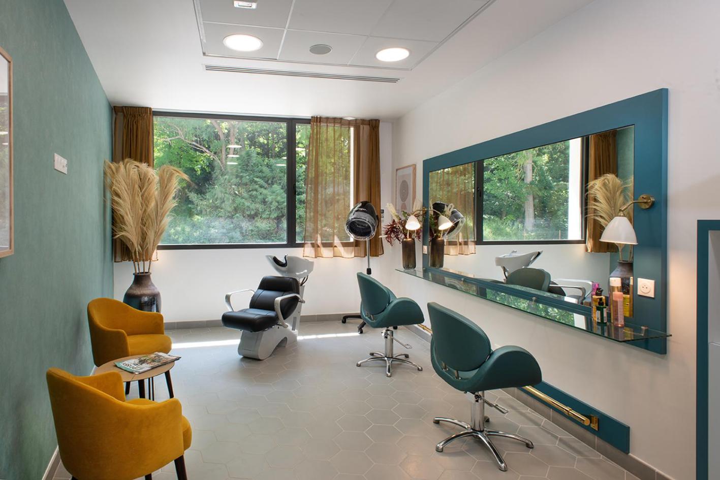 DOMITYS Résidence services seniors LE PARC DES AUBIERS