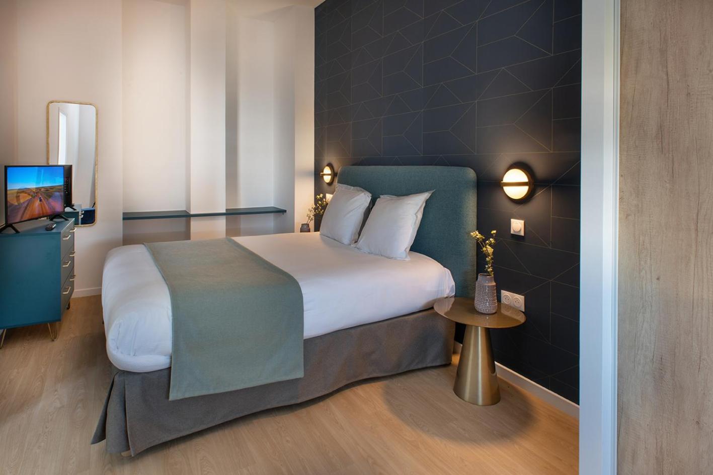 DOMITYS Résidence services seniors LE PARC DES AUBIERS