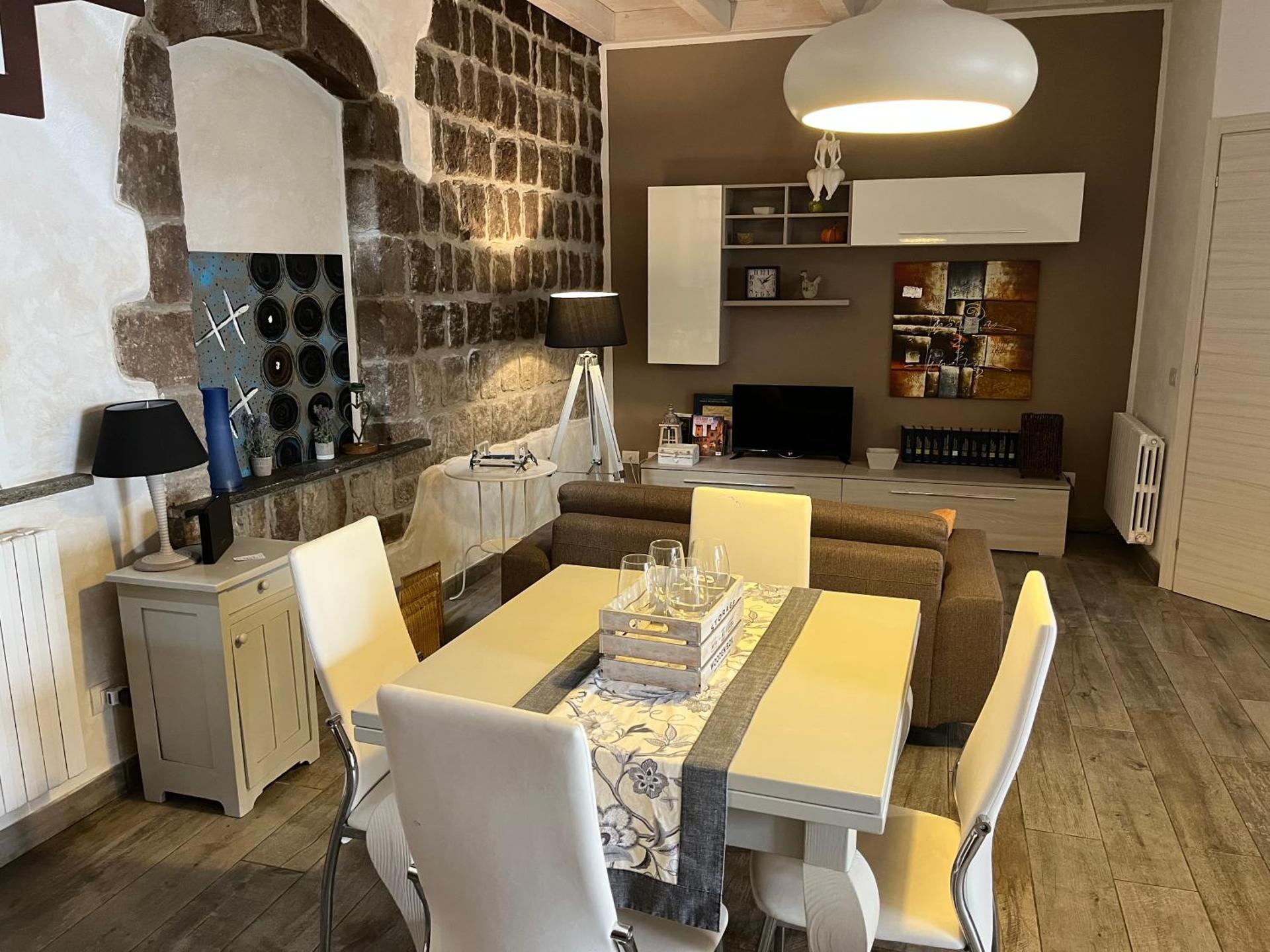 DOMUS TUSCIA APARTMENTS San Faustino guesthouse