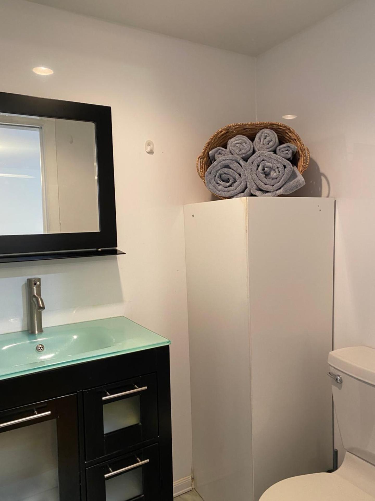 Twins Inn & Apartments