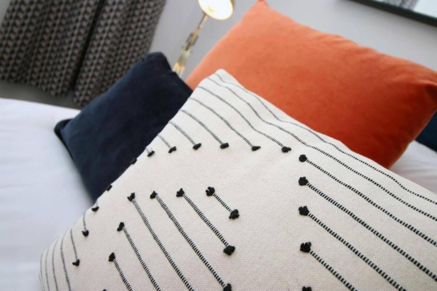 Cohost Partners | Free Parking | 2BR | Smart TV