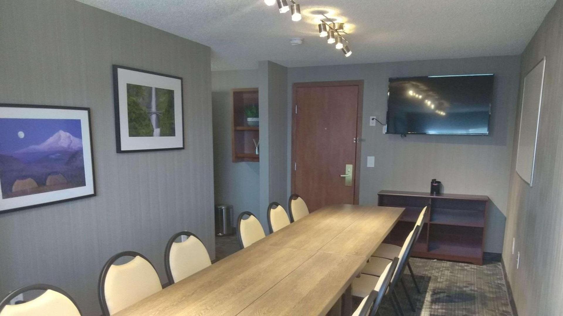 Meeting/conference room