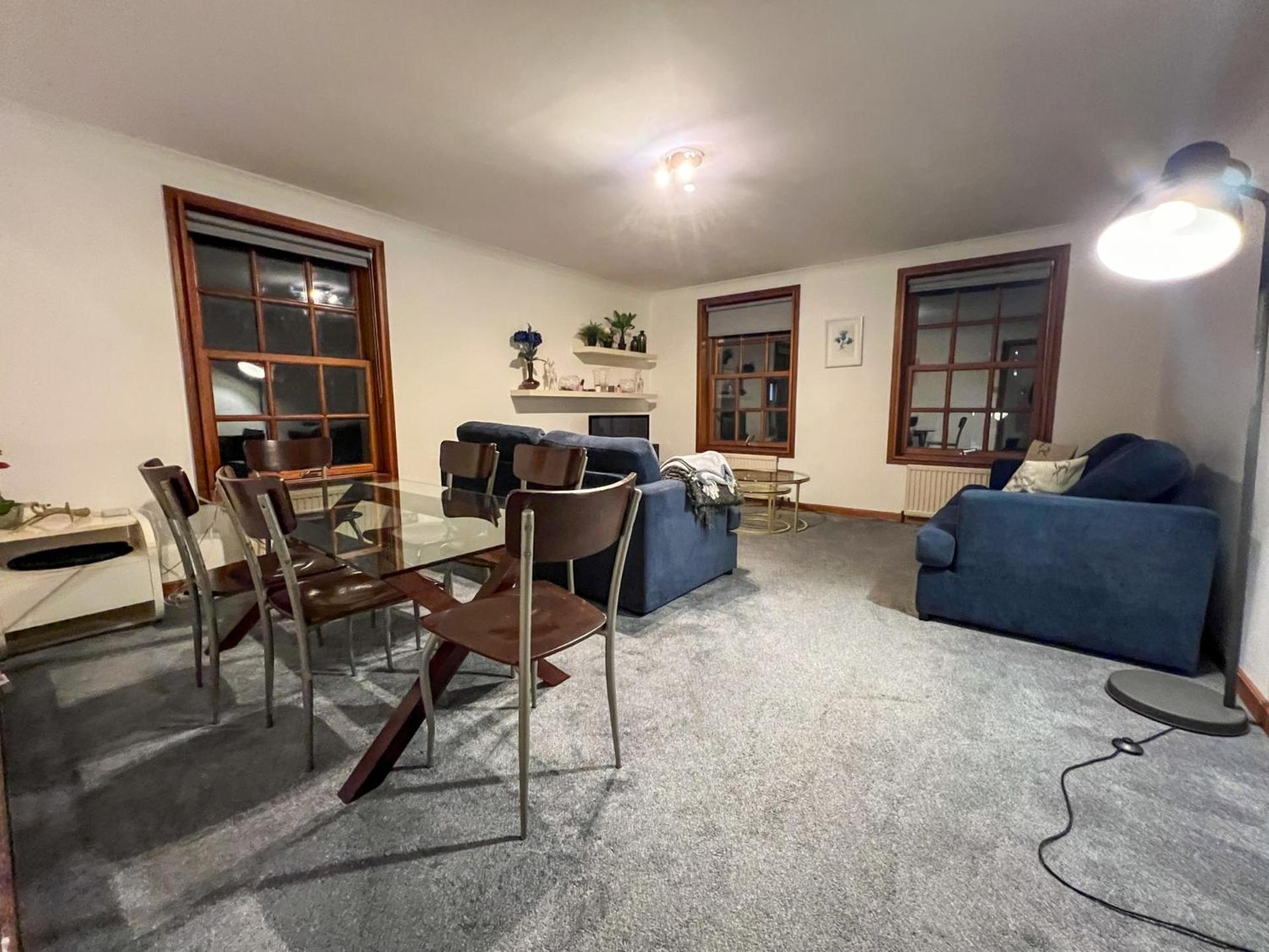 2BR Flat Historic Centre Sleeps 5