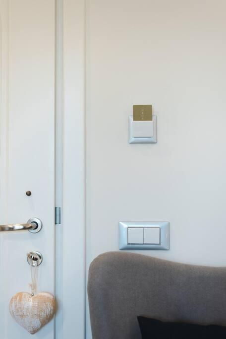 Central Kifissia LÍMε Malomar Homing