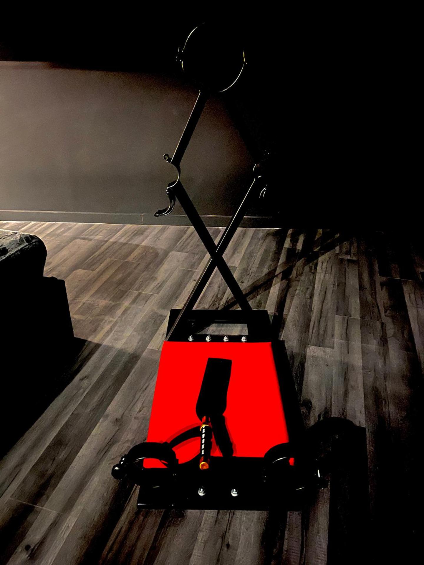 Amour d'une Nuit, LoveRoom