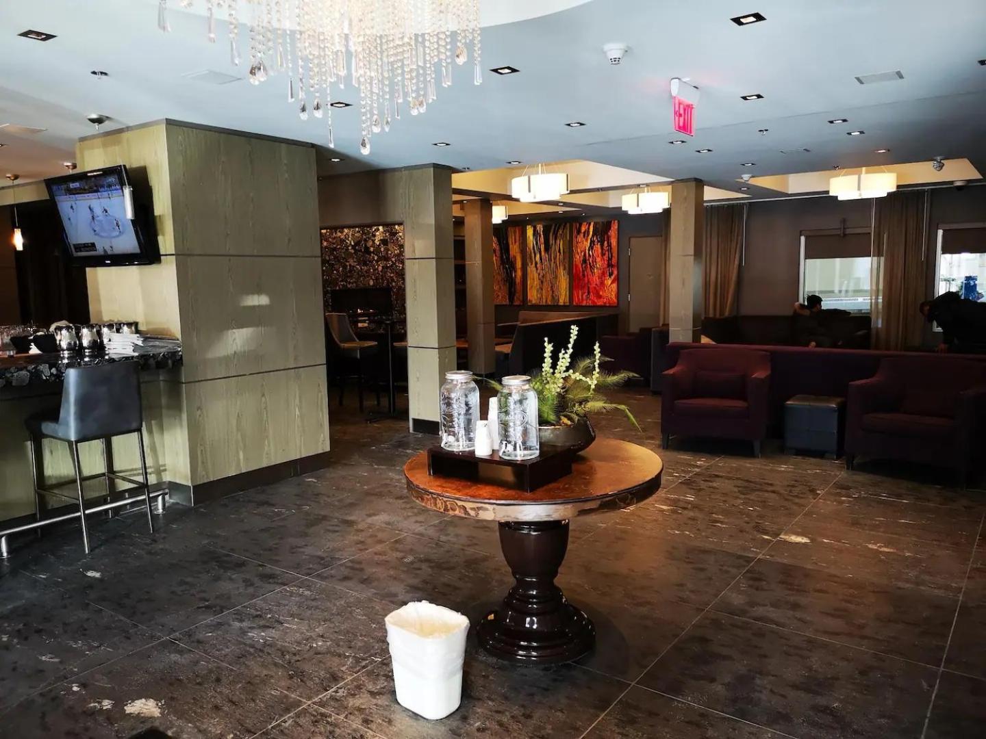 Sweet Condo Canmore GR：）