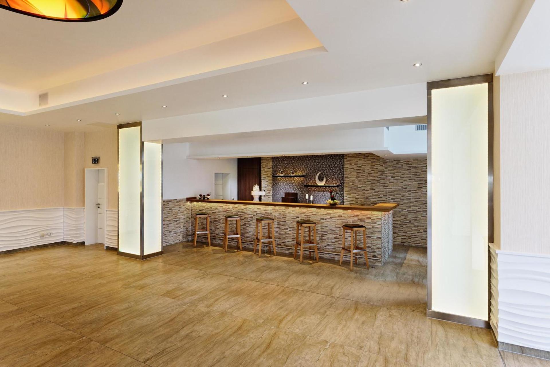 Banquet/Function facilities