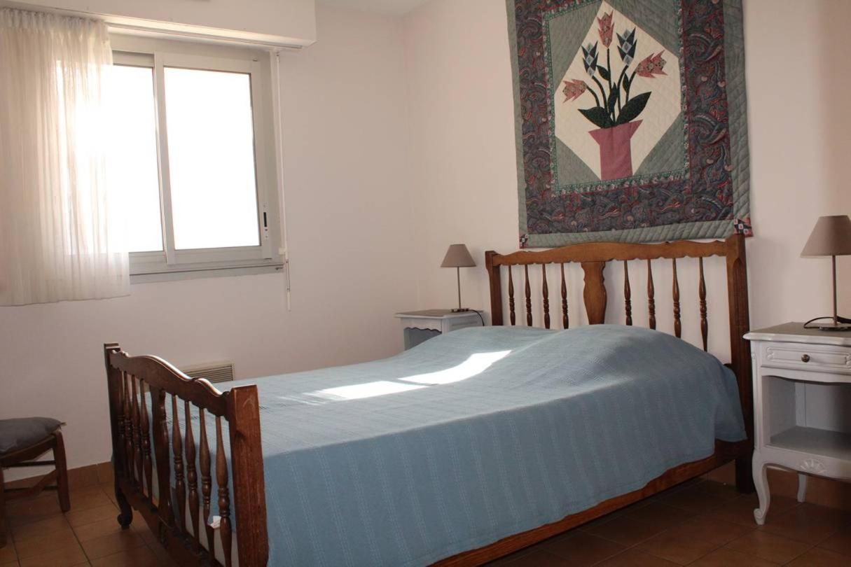 512 - A Erquy, en bordure de la plage du centre, à 300m du centre des commerces