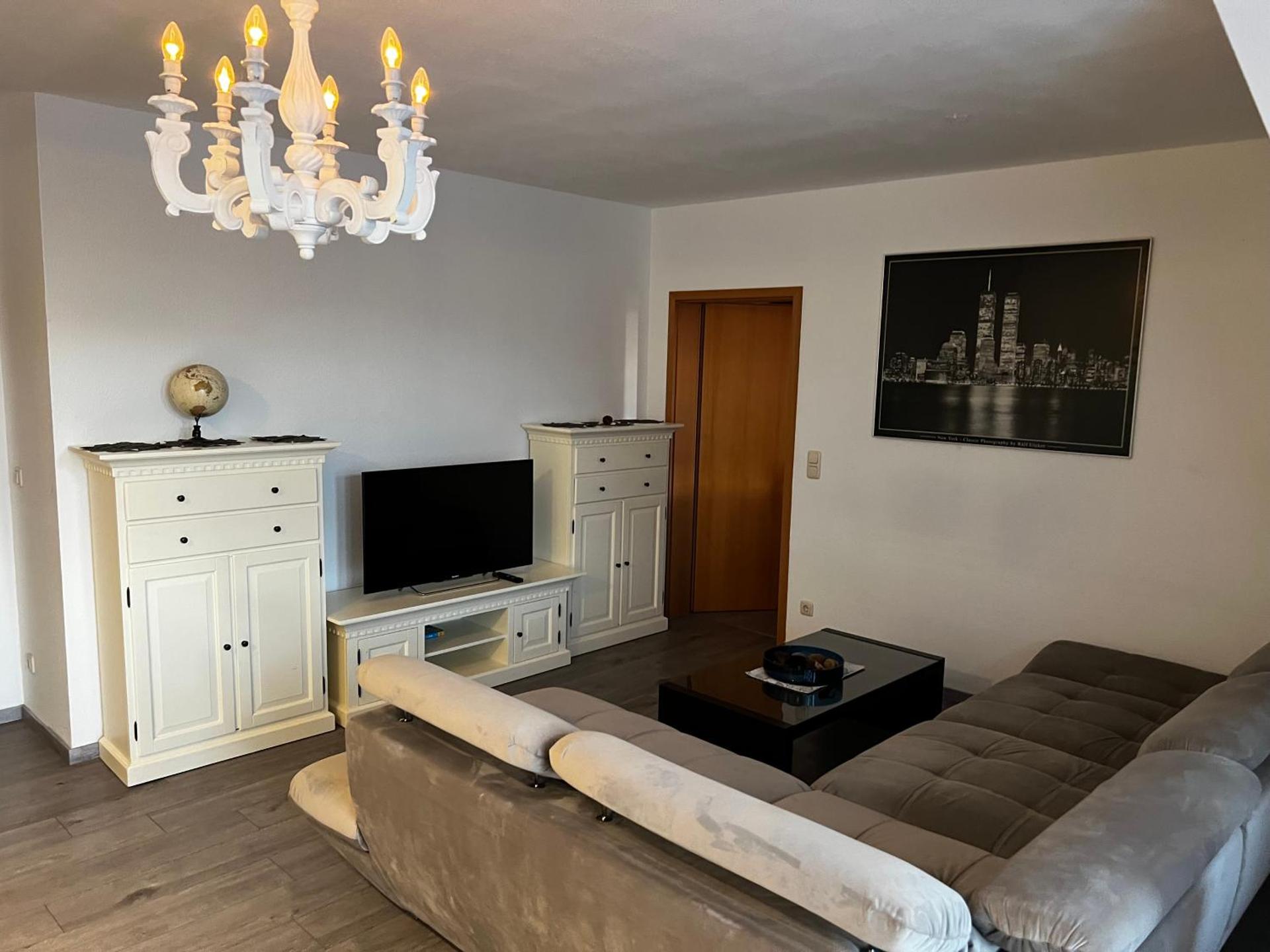 Communal lounge/ TV room