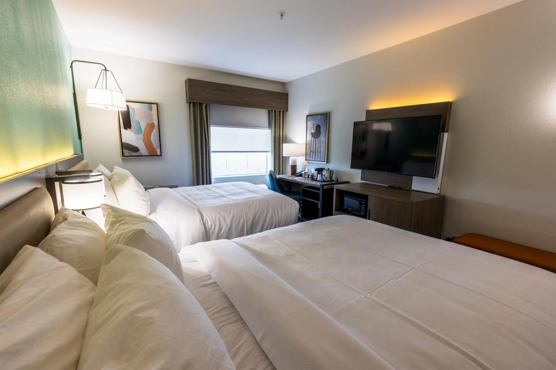 Two Queen Beds - Non Smoking