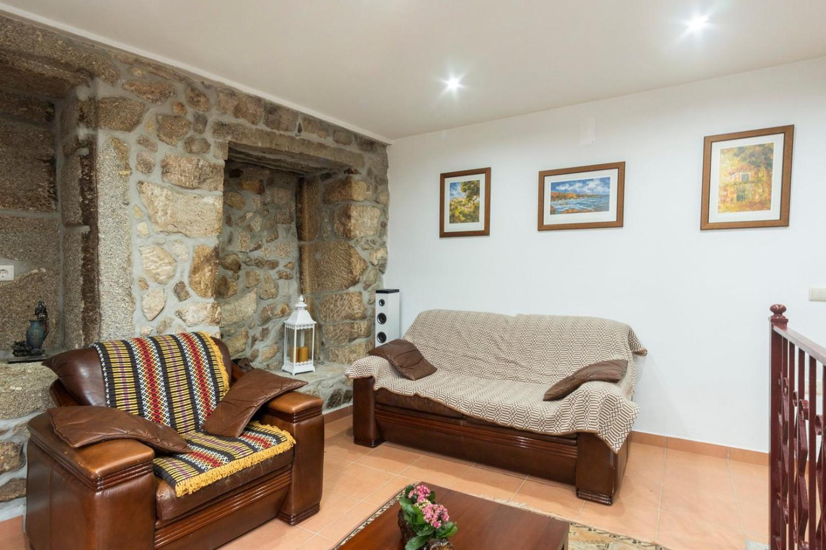 Rustic Getaway in Guarda