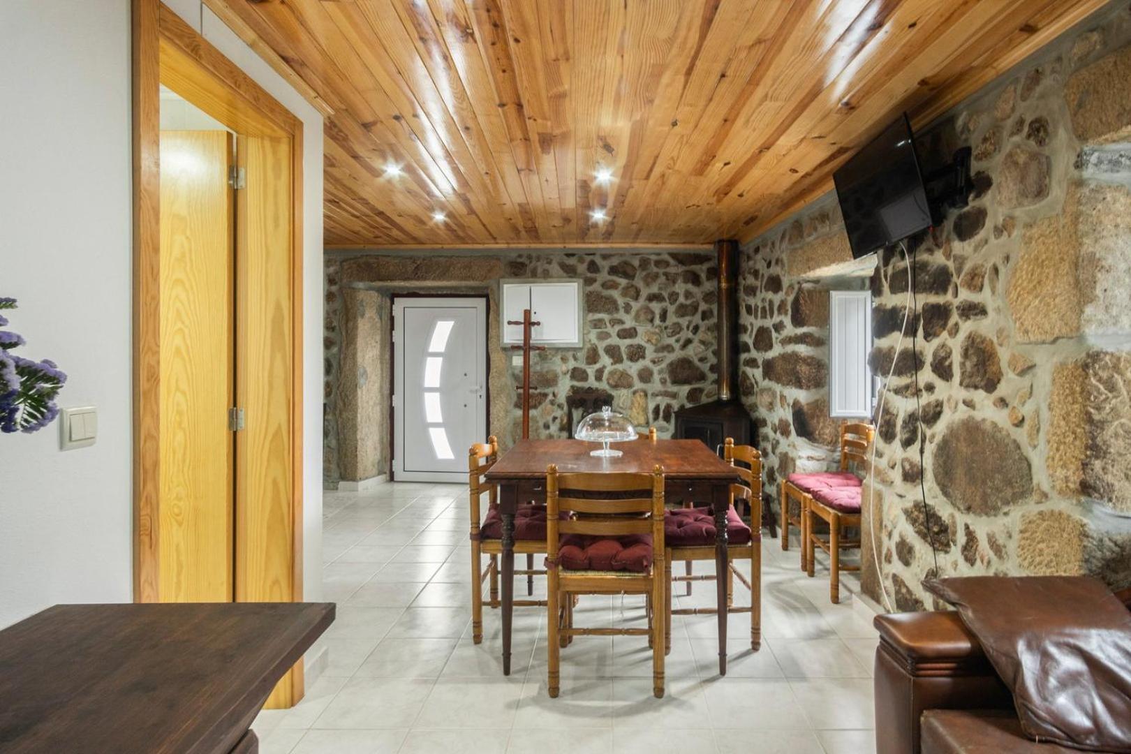 Rustic Getaway in Guarda