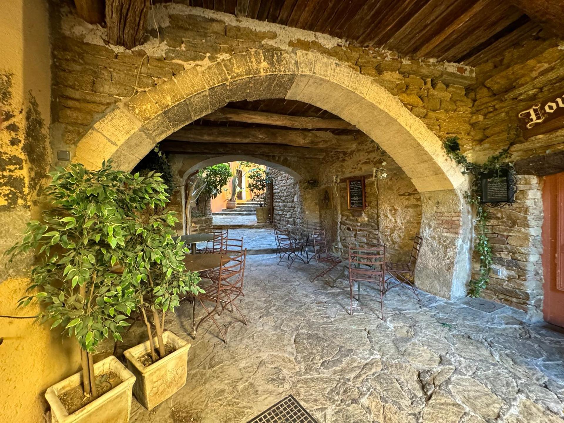 Studio Liège, vue mer au village de Bormes les Mimosas