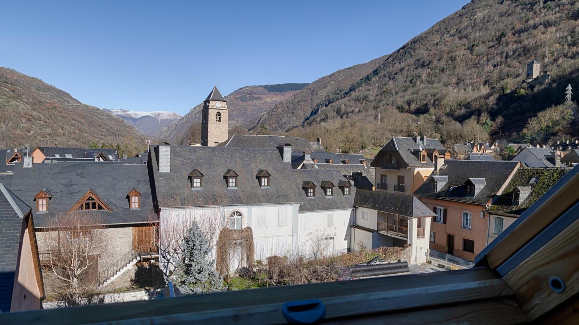 Saplan Real Estate DUPLEX LONGUERA