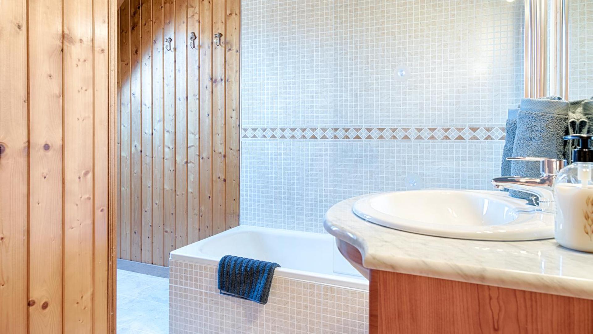 Saplan Real Estate DUPLEX LONGUERA