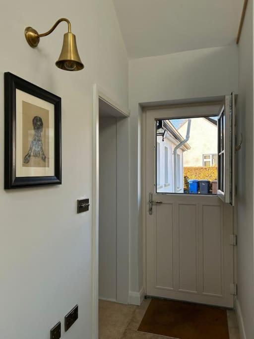 Favour Royal Cottage - dog friendly forest escape