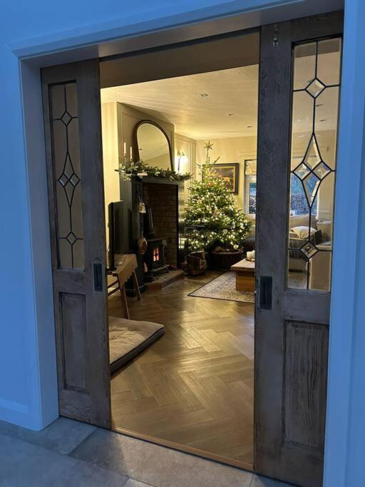 Favour Royal Cottage - dog friendly forest escape