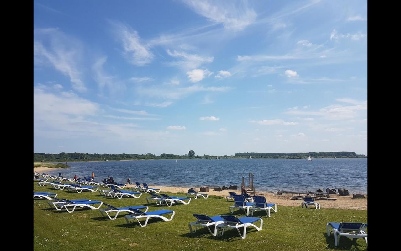 Chalet Olive im Park De Veerstal