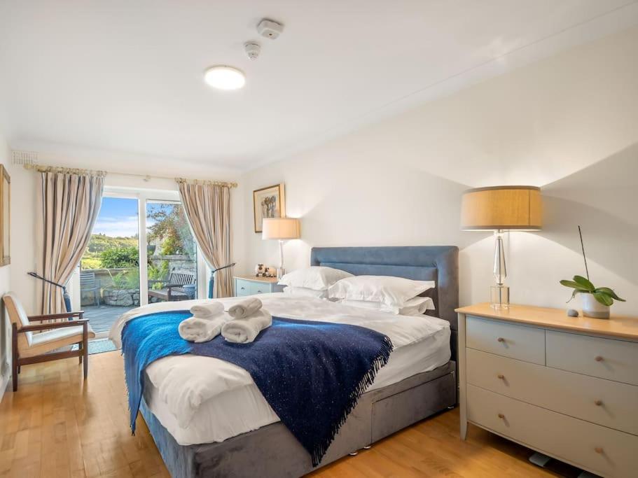 Clifden Seaview - Spectacular Apartment, Connemara