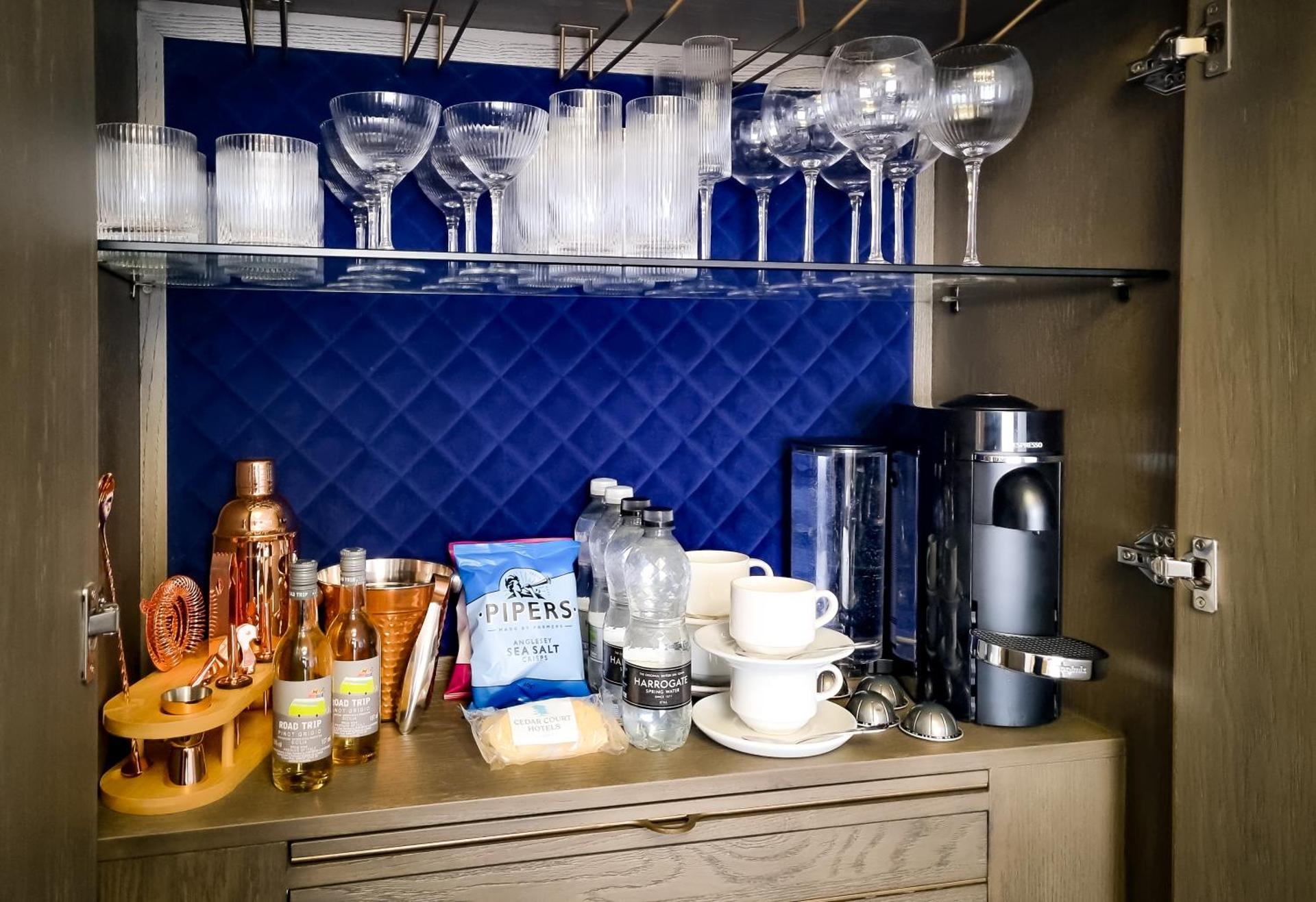 Coffee/tea facilities