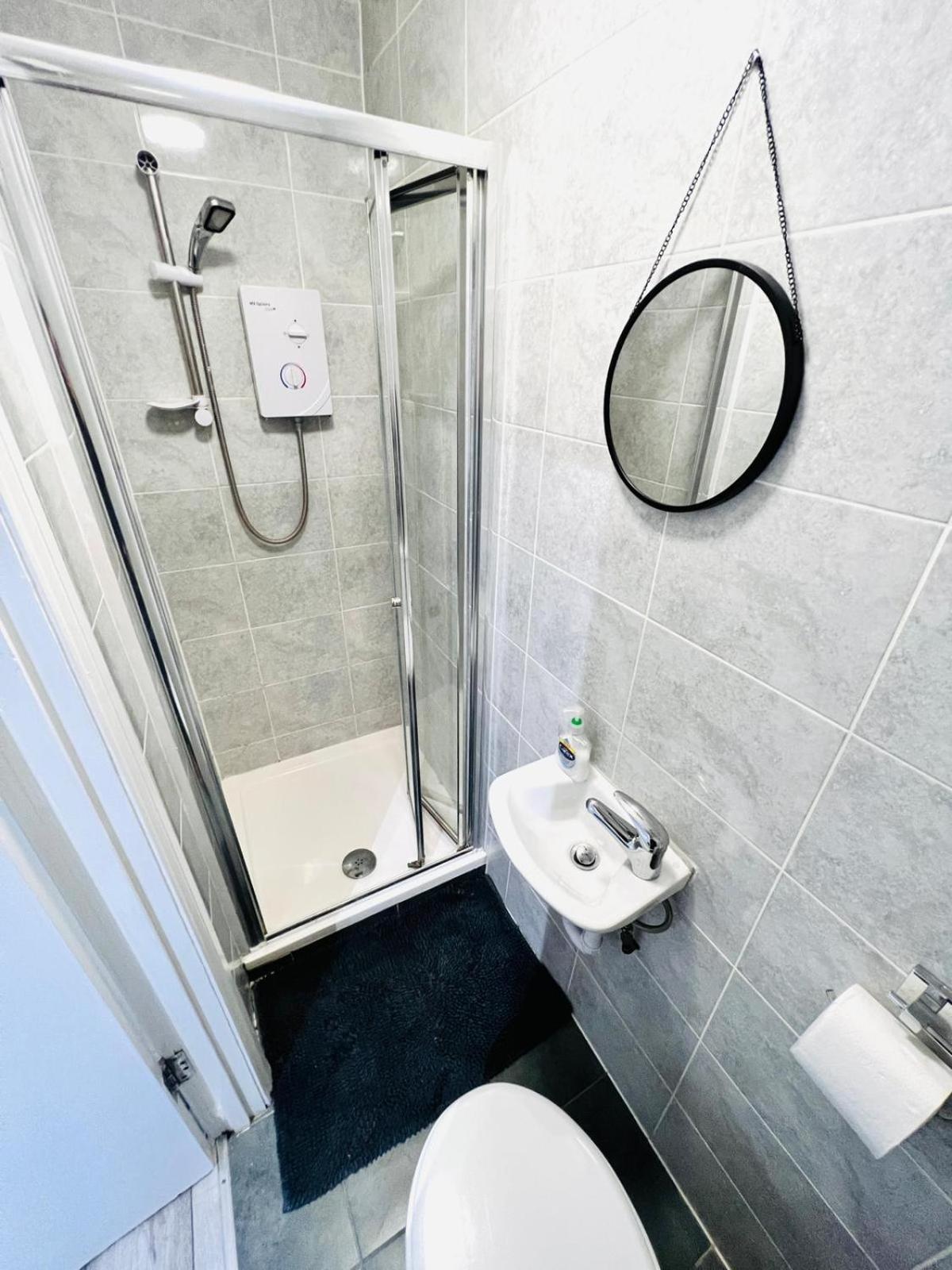 Central studios in top location