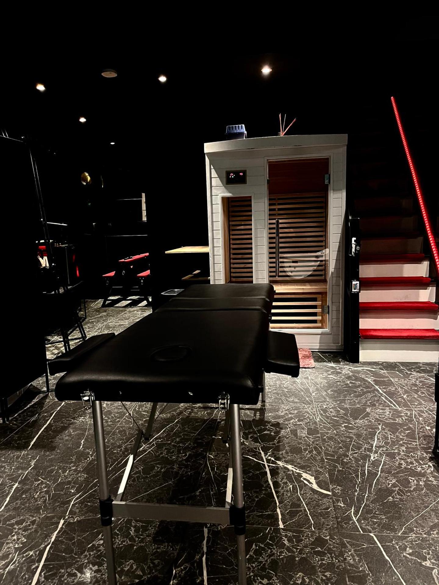 Amour d'une Nuit, LoveRoom