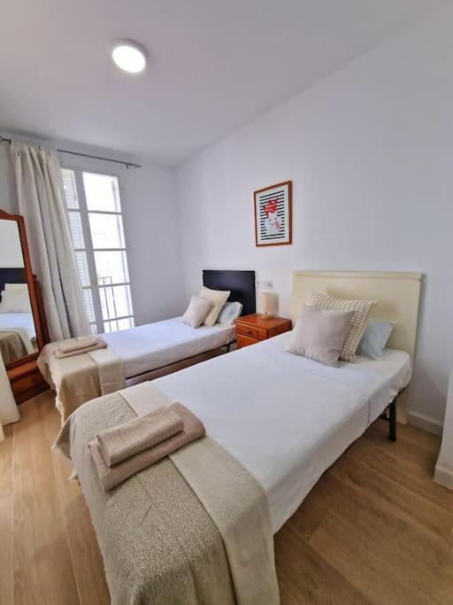 Encantador Dúplex para 6 a 1 minuto de la Playa