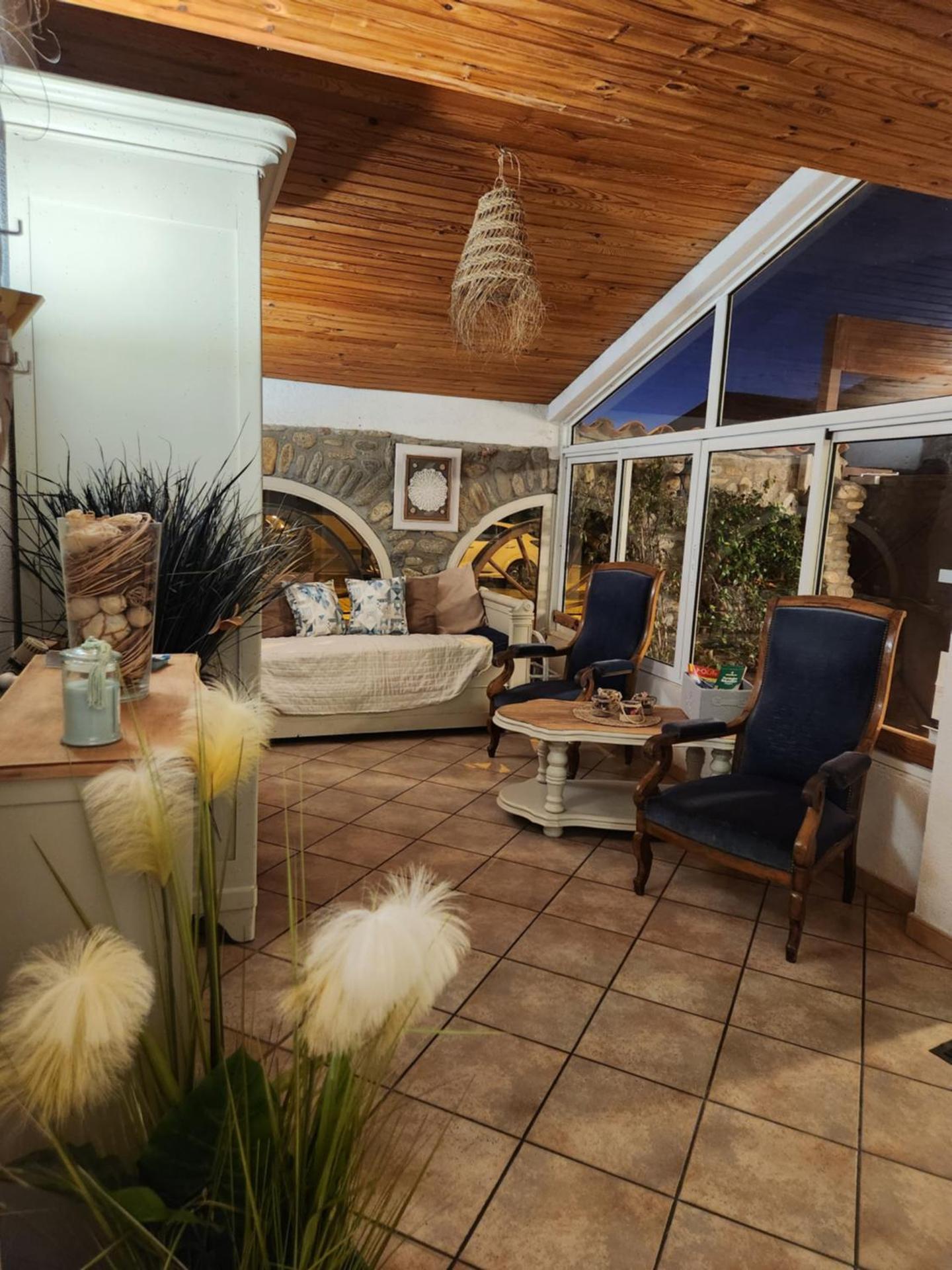 Logis Hôtel Restaurant les Charmettes