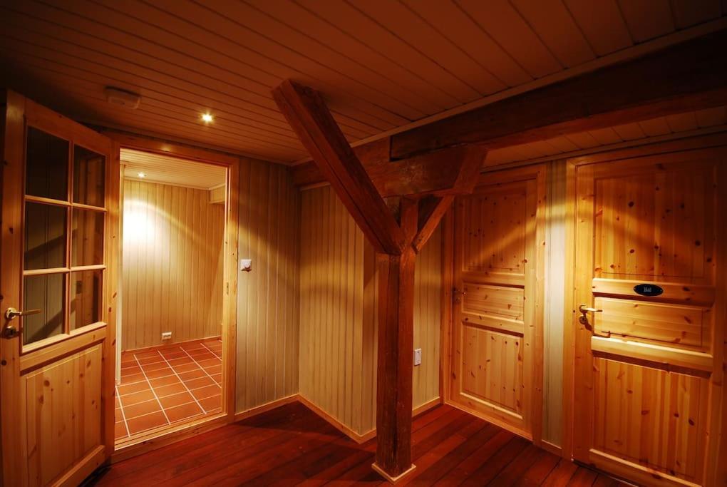 Rorbu Suite with sauna and steam. Henningsvær