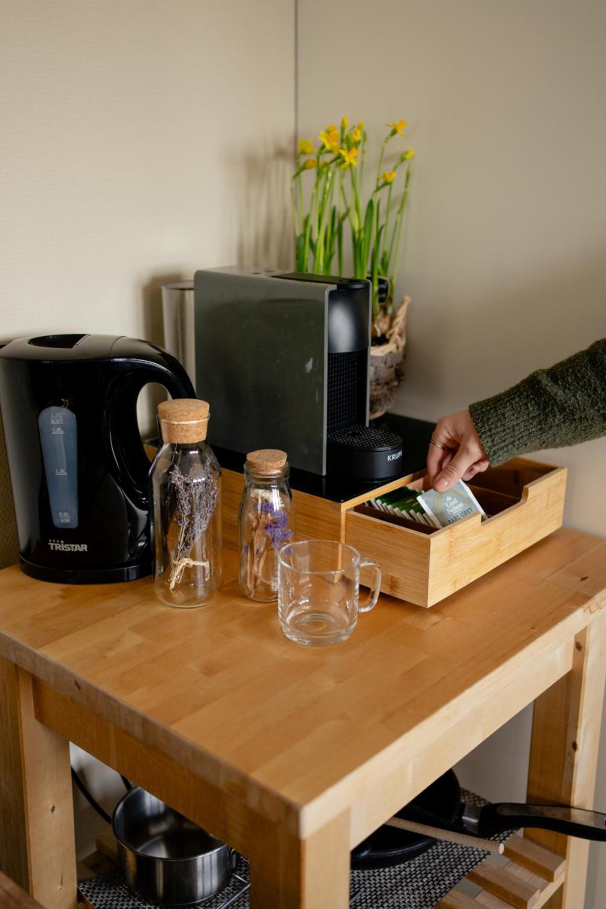 Coffee/tea facilities