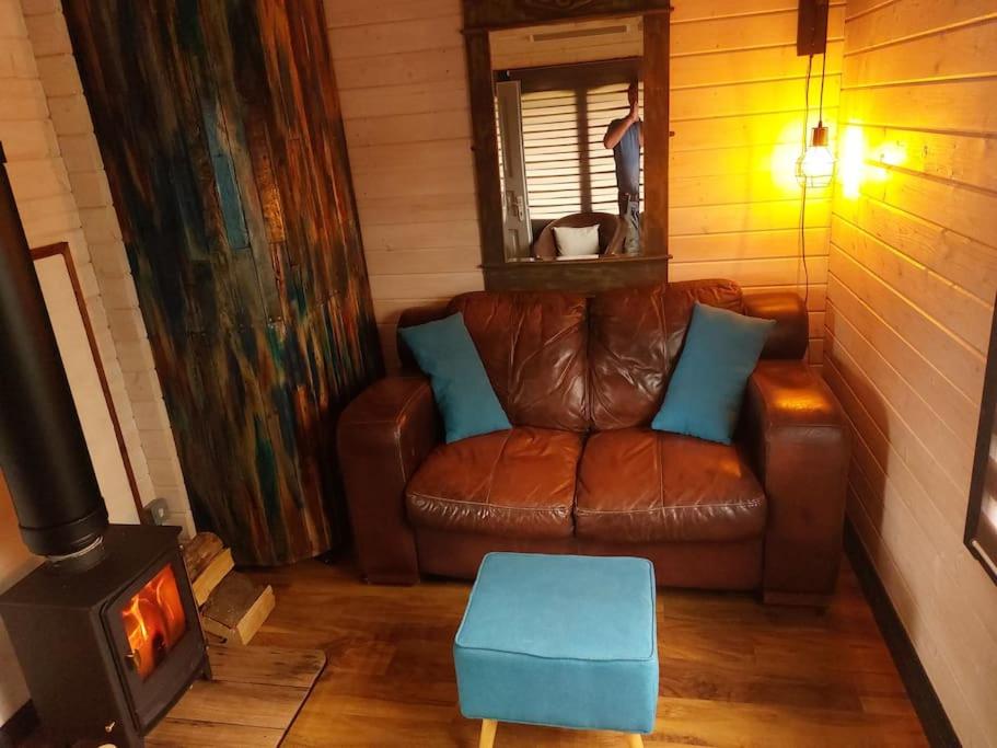 The Malvern Hills, Courtyard Cabins, Barbara Cabin