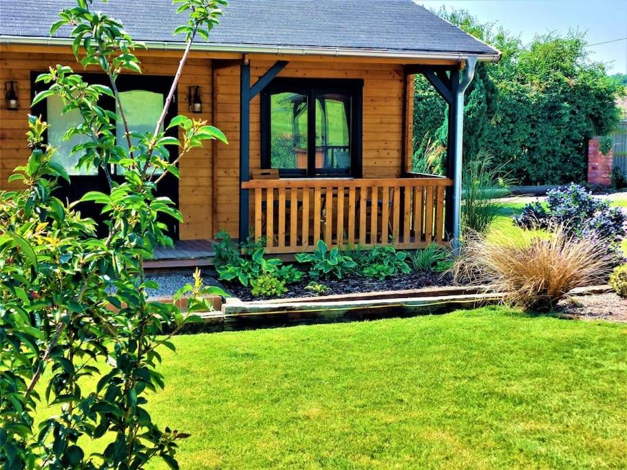 The Malvern Hills, Courtyard Cabins, Barbara Cabin