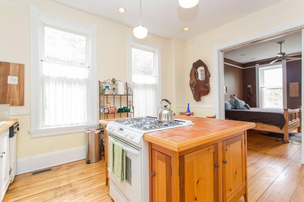 iKlektik House // Cardinal