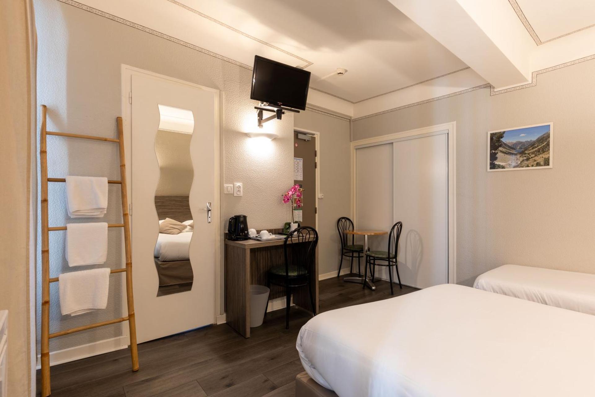 Hôtel Café les Fleurs