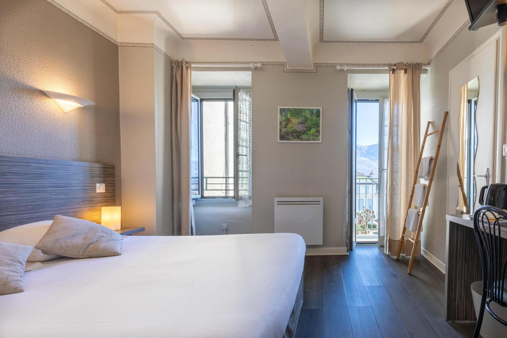 Hôtel Café les Fleurs